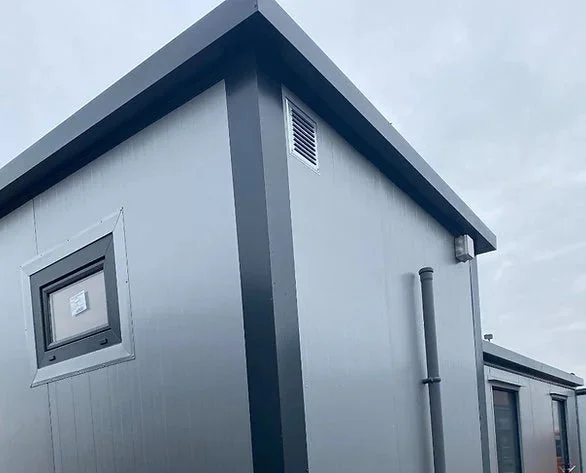 Cabine de toilettes avec double cabine – Image 7