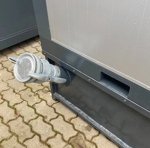 Cabine de toilettes avec double cabine – Image 4