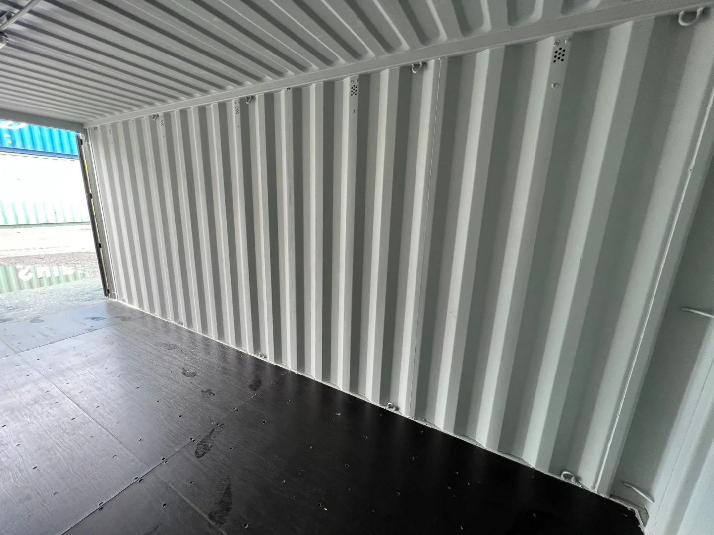 Container de stockage de 20 pieds avec électricité – Image 3