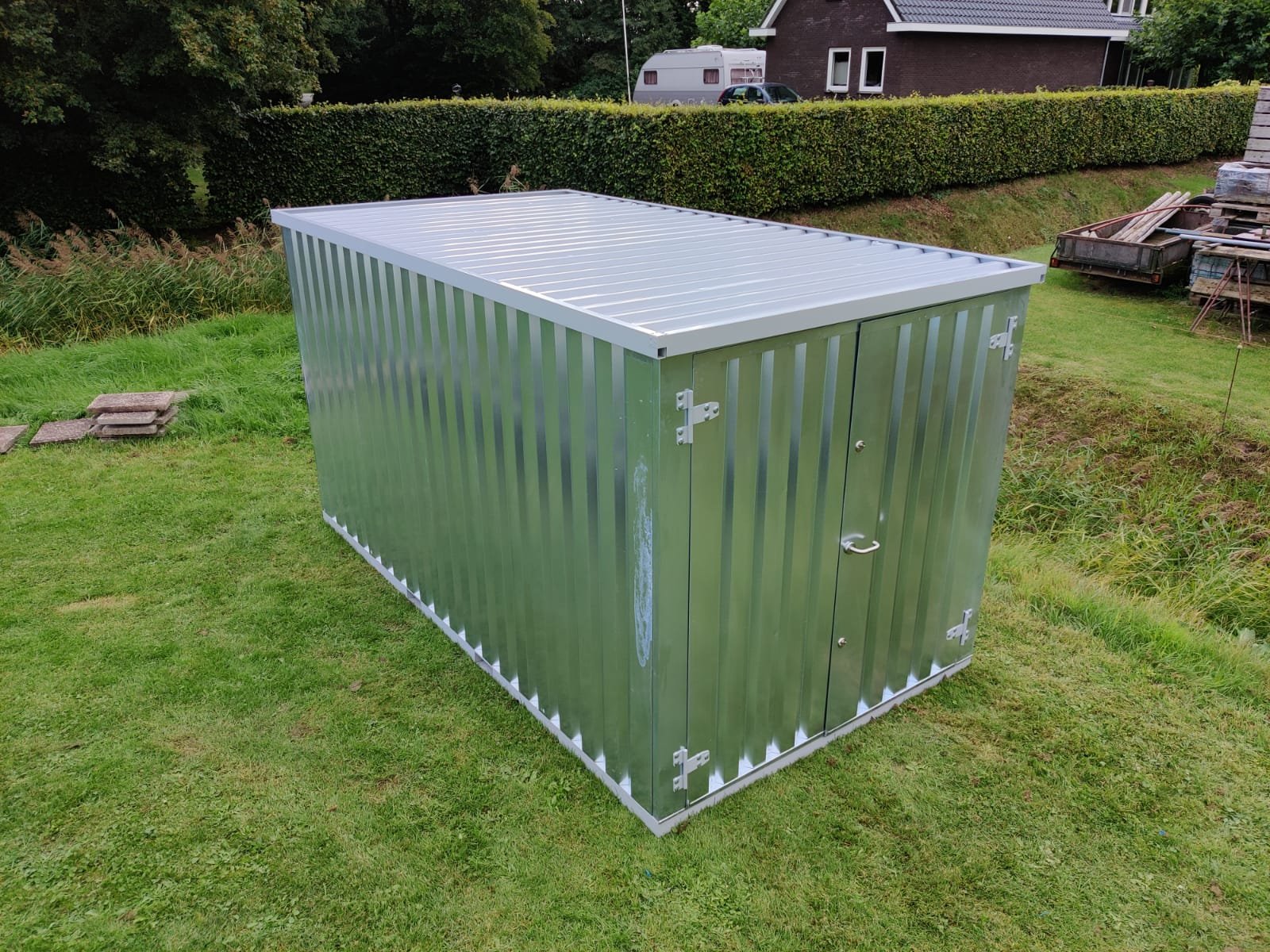 Conteneur de stockage 4 x 2 mètres avec double porte petit coté – Image 3