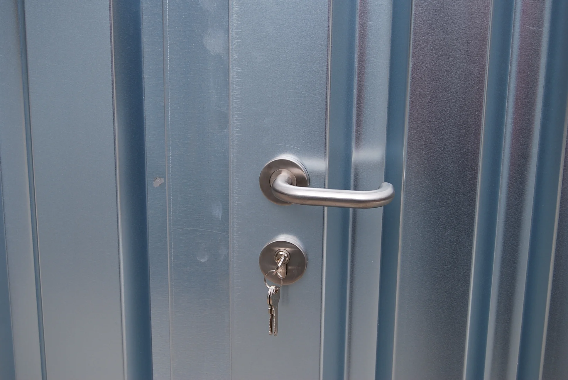 Conteneur de stockage 4 x 2 mètres avec double porte petit coté – Image 2