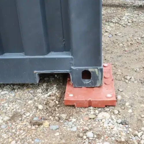 Cale en plastique recyclé pour container maritime